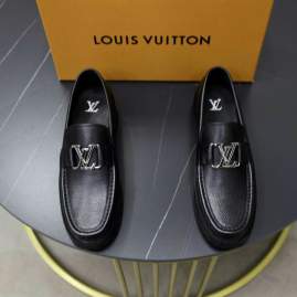 Picture of Louis Vuitton Shoes _SKULVsz38-46hnh061914588
